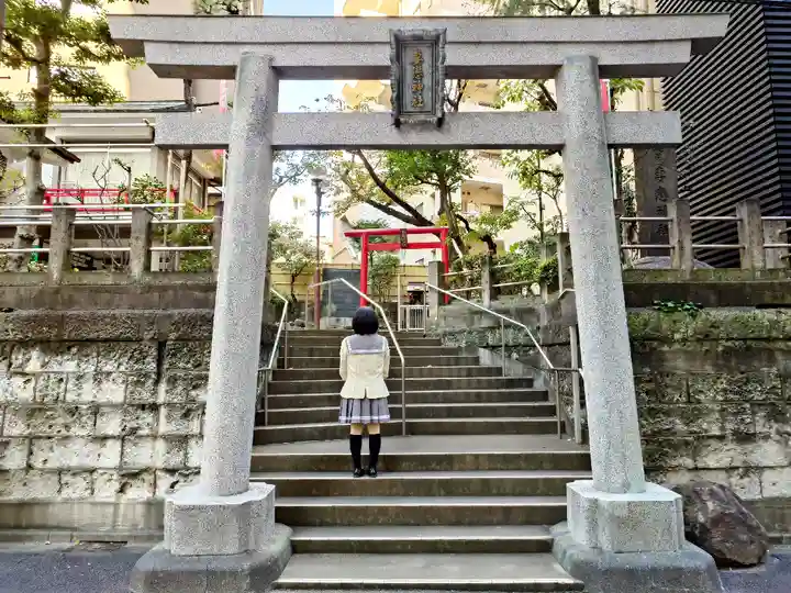 妻戀神社の鳥居