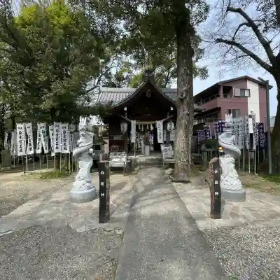 白金龍王社の{uncategorized: "未分類", other: "その他", undefined: "問題あり", building: "その他建物", grave: "お墓", sacred_gate: "鳥居", guardian: "狛犬", statue: "像", buddha: "仏像", history: "歴史", nature: "自然", garden: "庭園", animal: "動物", pagoda: "塔", temizu: "手水舎", mountain_gate: "山門・神門", sanctuary: "本殿・本堂", subordinate: "末社・摂社", art: "芸術", scenery: "景色", jizo: "地蔵", ema: "絵馬", goshuin: "御朱印", omikuji: "おみくじ", items: "授与品その他", amulet: "お守り", goshuincho: "御朱印帳", eats: "食事", festival: "お祭り", votive_dance: "神楽", shichigosan: "七五三参", wedding: "結婚式", experience: "体験その他", initially: "初詣", around: "周辺", anti_infection: "感染症対策"}