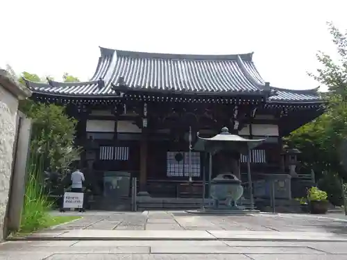 妙蓮寺の本殿・本堂