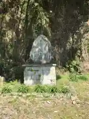 染羽天石勝神社の建物その他