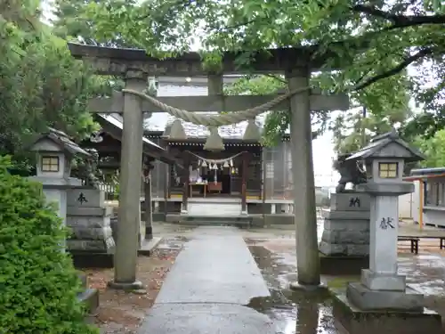 蜷川荘総鎮守 八坂神社の鳥居