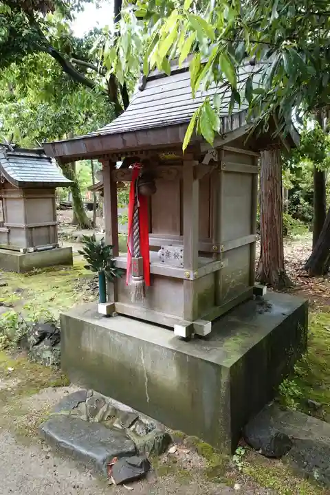 成合春日神社の末社・摂社