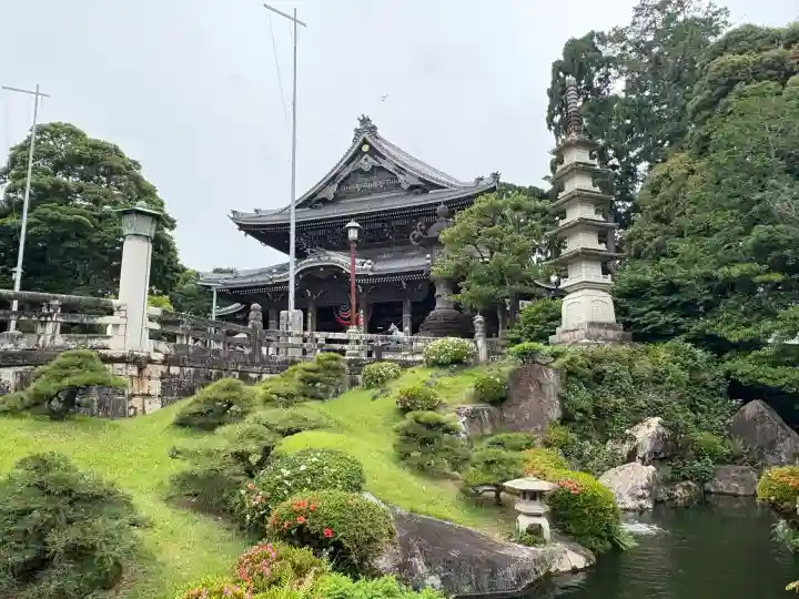 豊川閣 妙厳寺の庭園
