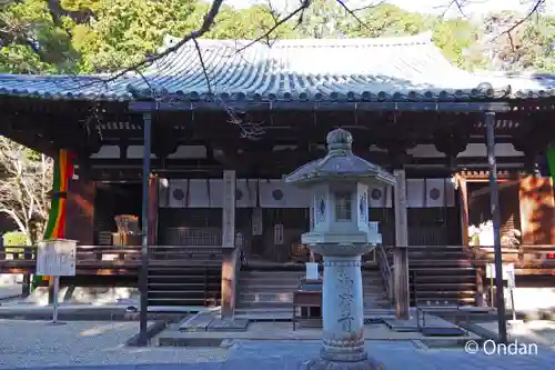 霊山寺の本殿・本堂