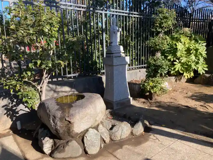 菊名池弁財天(神奈川県)