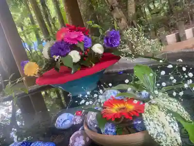 彦嶽宮の手水舎