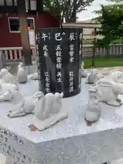 新川皇大神社の狛犬