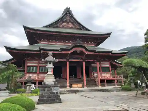 甲斐善光寺の本殿・本堂