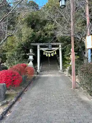新屋坐天照御魂神社の鳥居