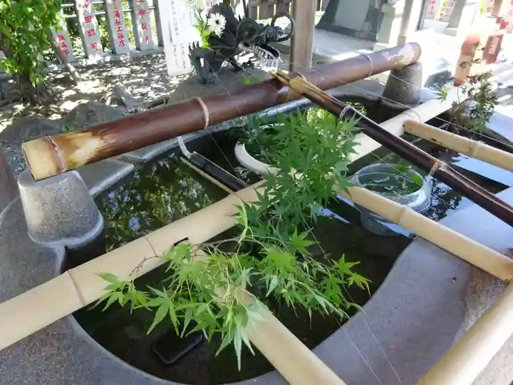 本牧神社の手水舎