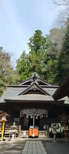 新倉富士浅間神社の本殿・本堂