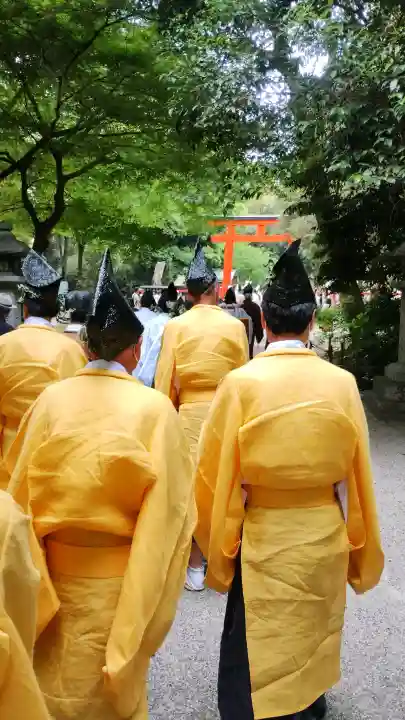 賀茂御祖神社(下鴨神社)の{uncategorized: "未分類", other: "その他", undefined: "問題あり", building: "その他建物", grave: "お墓", sacred_gate: "鳥居", guardian: "狛犬", statue: "像", buddha: "仏像", history: "歴史", nature: "自然", garden: "庭園", animal: "動物", pagoda: "塔", temizu: "手水舎", mountain_gate: "山門・神門", sanctuary: "本殿・本堂", subordinate: "末社・摂社", art: "芸術", scenery: "景色", jizo: "地蔵", ema: "絵馬", goshuin: "御朱印", omikuji: "おみくじ", items: "授与品その他", amulet: "お守り", goshuincho: "御朱印帳", eats: "食事", festival: "お祭り", votive_dance: "神楽", shichigosan: "七五三参", wedding: "結婚式", experience: "体験その他", initially: "初詣", around: "周辺", anti_infection: "感染症対策"}