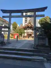 三輪神社の鳥居