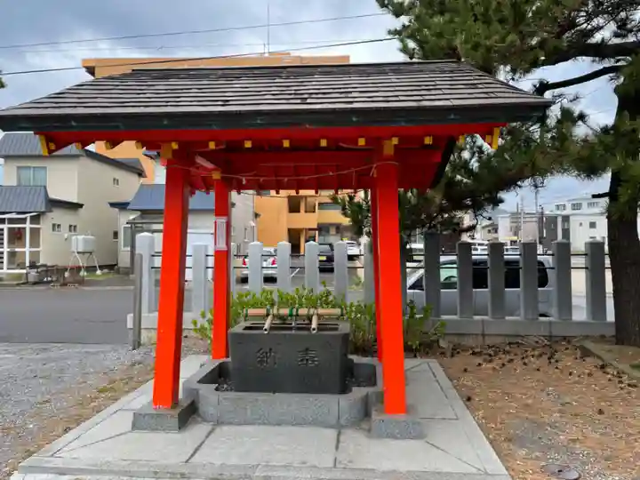 大森稲荷神社の手水舎