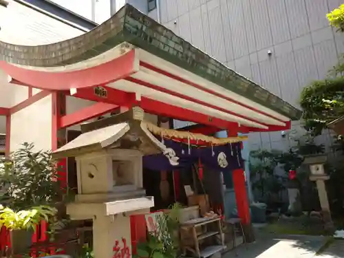 讃岐小白稲荷神社の本殿