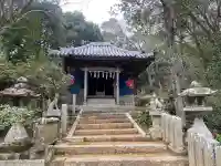秋葉神社の{uncategorized: "未分類", other: "その他", undefined: "問題あり", building: "その他建物", grave: "お墓", sacred_gate: "鳥居", guardian: "狛犬", statue: "像", buddha: "仏像", history: "歴史", nature: "自然", garden: "庭園", animal: "動物", pagoda: "塔", temizu: "手水舎", mountain_gate: "山門・神門", sanctuary: "本殿・本堂", subordinate: "末社・摂社", art: "芸術", scenery: "景色", jizo: "地蔵", ema: "絵馬", goshuin: "御朱印", omikuji: "おみくじ", items: "授与品その他", amulet: "お守り", goshuincho: "御朱印帳", eats: "食事", festival: "お祭り", votive_dance: "神楽", shichigosan: "七五三参", wedding: "結婚式", experience: "体験その他", initially: "初詣", around: "周辺", anti_infection: "感染症対策"}
