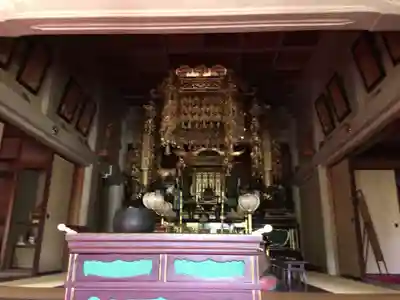 蓮花寺の本殿・本堂