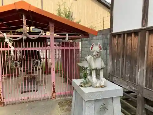 倉之町神社の狛犬