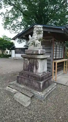 神明神社（上総社）の狛犬