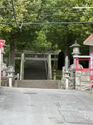 伊豆山神社の{uncategorized: "未分類", other: "その他", undefined: "問題あり", building: "その他建物", grave: "お墓", sacred_gate: "鳥居", guardian: "狛犬", statue: "像", buddha: "仏像", history: "歴史", nature: "自然", garden: "庭園", animal: "動物", pagoda: "塔", temizu: "手水舎", mountain_gate: "山門・神門", sanctuary: "本殿・本堂", subordinate: "末社・摂社", art: "芸術", scenery: "景色", jizo: "地蔵", ema: "絵馬", goshuin: "御朱印", omikuji: "おみくじ", items: "授与品その他", amulet: "お守り", goshuincho: "御朱印帳", eats: "食事", festival: "お祭り", votive_dance: "神楽", shichigosan: "七五三参", wedding: "結婚式", experience: "体験その他", initially: "初詣", around: "周辺", anti_infection: "感染症対策"}
