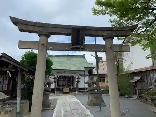 田中稲荷神社の鳥居