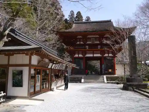 室生寺の山門・神門