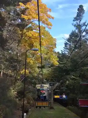 高尾山薬王院の周辺