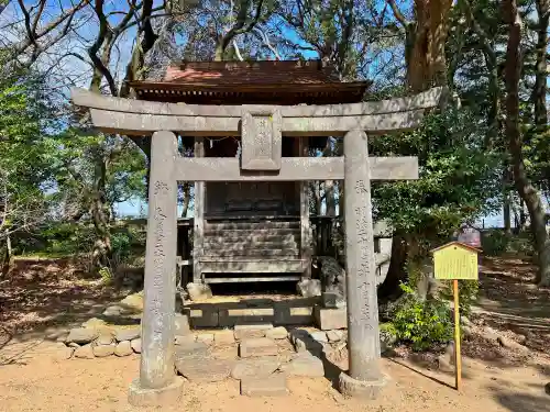 篠山神社の末社