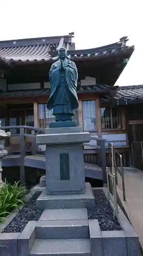 淨蓮寺の像