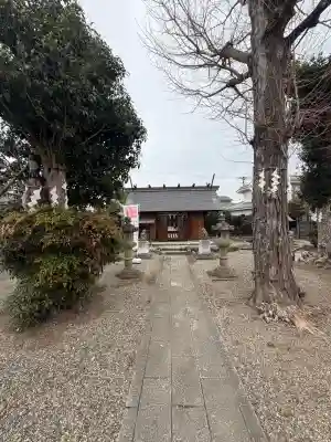 拝島神明神社の{uncategorized: "未分類", other: "その他", undefined: "問題あり", building: "その他建物", grave: "お墓", sacred_gate: "鳥居", guardian: "狛犬", statue: "像", buddha: "仏像", history: "歴史", nature: "自然", garden: "庭園", animal: "動物", pagoda: "塔", temizu: "手水舎", mountain_gate: "山門・神門", sanctuary: "本殿・本堂", subordinate: "末社・摂社", art: "芸術", scenery: "景色", jizo: "地蔵", ema: "絵馬", goshuin: "御朱印", omikuji: "おみくじ", items: "授与品その他", amulet: "お守り", goshuincho: "御朱印帳", eats: "食事", festival: "お祭り", votive_dance: "神楽", shichigosan: "七五三参", wedding: "結婚式", experience: "体験その他", initially: "初詣", around: "周辺", anti_infection: "感染症対策"}