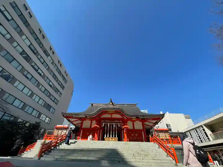 花園神社の本殿・本堂