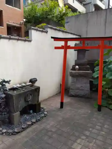 不動院の末社・摂社