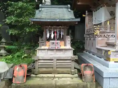 高尾山薬王院の末社・摂社