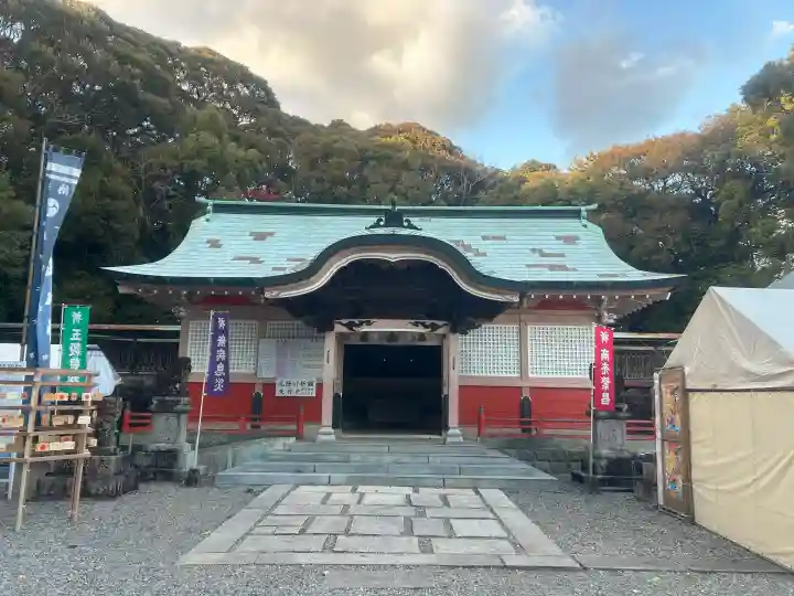 今山八幡宮の{uncategorized: "未分類", other: "その他", undefined: "問題あり", building: "その他建物", grave: "お墓", sacred_gate: "鳥居", guardian: "狛犬", statue: "像", buddha: "仏像", history: "歴史", nature: "自然", garden: "庭園", animal: "動物", pagoda: "塔", temizu: "手水舎", mountain_gate: "山門・神門", sanctuary: "本殿・本堂", subordinate: "末社・摂社", art: "芸術", scenery: "景色", jizo: "地蔵", ema: "絵馬", goshuin: "御朱印", omikuji: "おみくじ", items: "授与品その他", amulet: "お守り", goshuincho: "御朱印帳", eats: "食事", festival: "お祭り", votive_dance: "神楽", shichigosan: "七五三参", wedding: "結婚式", experience: "体験その他", initially: "初詣", around: "周辺", anti_infection: "感染症対策"}