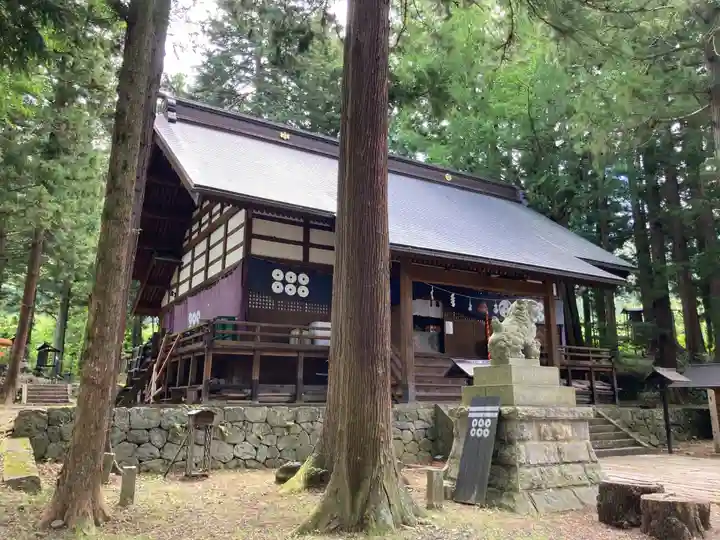 山家神社の本殿・本堂