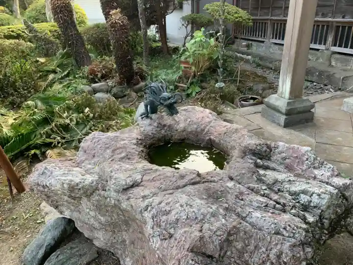 薬王寺の手水舎