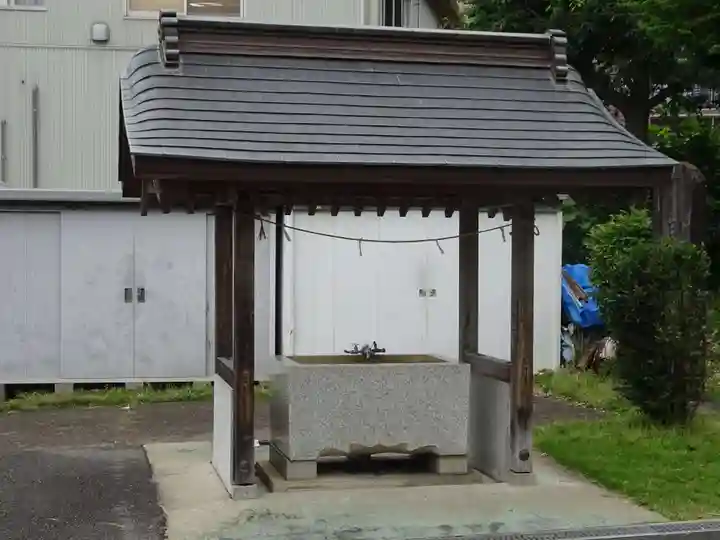 日向山神社の手水舎