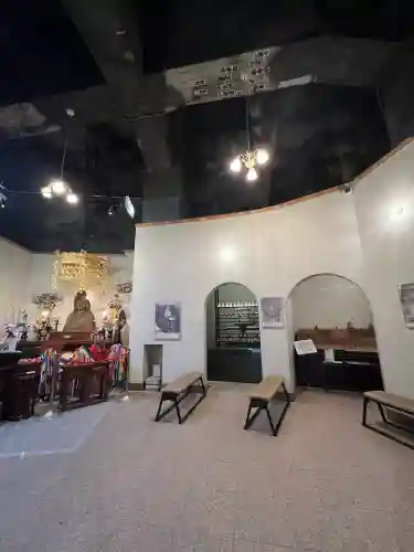 大船観音寺の{uncategorized: "未分類", other: "その他", undefined: "問題あり", building: "その他建物", grave: "お墓", sacred_gate: "鳥居", guardian: "狛犬", statue: "像", buddha: "仏像", history: "歴史", nature: "自然", garden: "庭園", animal: "動物", pagoda: "塔", temizu: "手水舎", mountain_gate: "山門・神門", sanctuary: "本殿・本堂", subordinate: "末社・摂社", art: "芸術", scenery: "景色", jizo: "地蔵", ema: "絵馬", goshuin: "御朱印", omikuji: "おみくじ", items: "授与品その他", amulet: "お守り", goshuincho: "御朱印帳", eats: "食事", festival: "お祭り", votive_dance: "神楽", shichigosan: "七五三参", wedding: "結婚式", experience: "体験その他", initially: "初詣", around: "周辺", anti_infection: "感染症対策"}