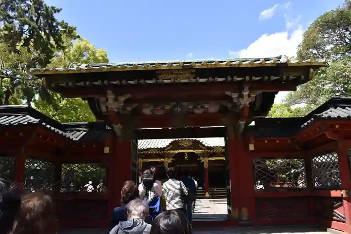 根津神社の山門・神門