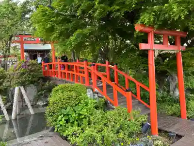 葛城神社の{uncategorized: "未分類", other: "その他", undefined: "問題あり", building: "その他建物", grave: "お墓", sacred_gate: "鳥居", guardian: "狛犬", statue: "像", buddha: "仏像", history: "歴史", nature: "自然", garden: "庭園", animal: "動物", pagoda: "塔", temizu: "手水舎", mountain_gate: "山門・神門", sanctuary: "本殿・本堂", subordinate: "末社・摂社", art: "芸術", scenery: "景色", jizo: "地蔵", ema: "絵馬", goshuin: "御朱印", omikuji: "おみくじ", items: "授与品その他", amulet: "お守り", goshuincho: "御朱印帳", eats: "食事", festival: "お祭り", votive_dance: "神楽", shichigosan: "七五三参", wedding: "結婚式", experience: "体験その他", initially: "初詣", around: "周辺", anti_infection: "感染症対策"}