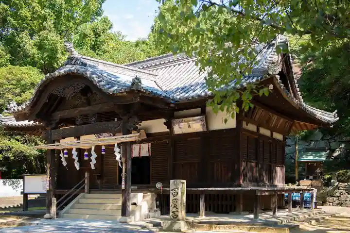田潮八幡神社の本殿・本堂
