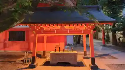 花園神社の手水舎