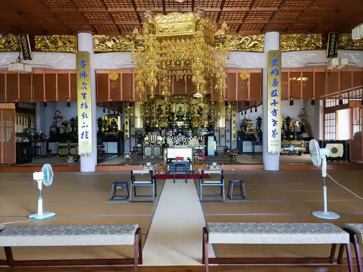 満福寺(三好稲荷閣)の本殿・本堂