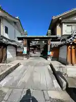 積善院の山門・神門