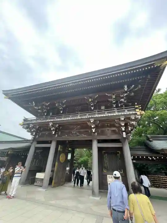 寒川神社の{uncategorized: "未分類", other: "その他", undefined: "問題あり", building: "その他建物", grave: "お墓", sacred_gate: "鳥居", guardian: "狛犬", statue: "像", buddha: "仏像", history: "歴史", nature: "自然", garden: "庭園", animal: "動物", pagoda: "塔", temizu: "手水舎", mountain_gate: "山門・神門", sanctuary: "本殿・本堂", subordinate: "末社・摂社", art: "芸術", scenery: "景色", jizo: "地蔵", ema: "絵馬", goshuin: "御朱印", omikuji: "おみくじ", items: "授与品その他", amulet: "お守り", goshuincho: "御朱印帳", eats: "食事", festival: "お祭り", votive_dance: "神楽", shichigosan: "七五三参", wedding: "結婚式", experience: "体験その他", initially: "初詣", around: "周辺", anti_infection: "感染症対策"}