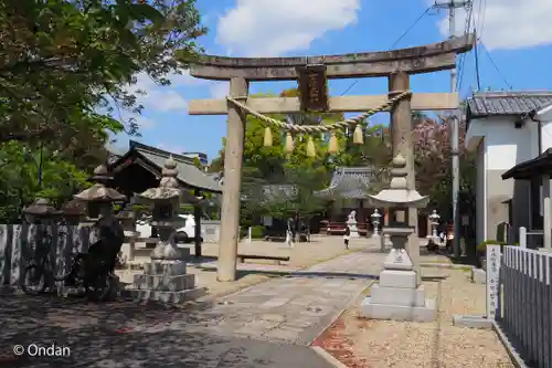 百済王神社の鳥居