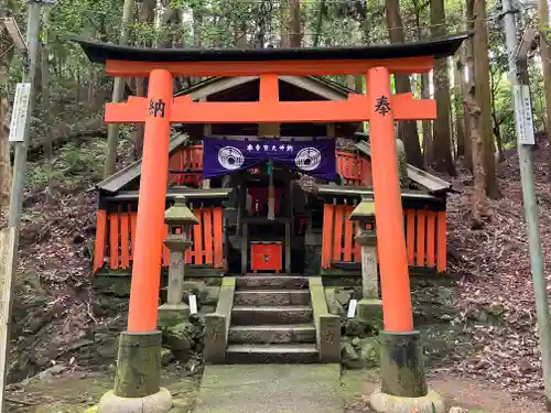 伏見稲荷大社　御膳谷奉拝所(京都府)