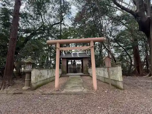 廣瀬大社の{uncategorized: "未分類", other: "その他", undefined: "問題あり", building: "その他建物", grave: "お墓", sacred_gate: "鳥居", guardian: "狛犬", statue: "像", buddha: "仏像", history: "歴史", nature: "自然", garden: "庭園", animal: "動物", pagoda: "塔", temizu: "手水舎", mountain_gate: "山門・神門", sanctuary: "本殿・本堂", subordinate: "末社・摂社", art: "芸術", scenery: "景色", jizo: "地蔵", ema: "絵馬", goshuin: "御朱印", omikuji: "おみくじ", items: "授与品その他", amulet: "お守り", goshuincho: "御朱印帳", eats: "食事", festival: "お祭り", votive_dance: "神楽", shichigosan: "七五三参", wedding: "結婚式", experience: "体験その他", initially: "初詣", around: "周辺", anti_infection: "感染症対策"}