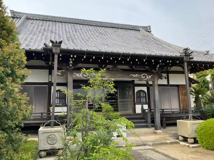 日蓮宗　本松寺の本殿