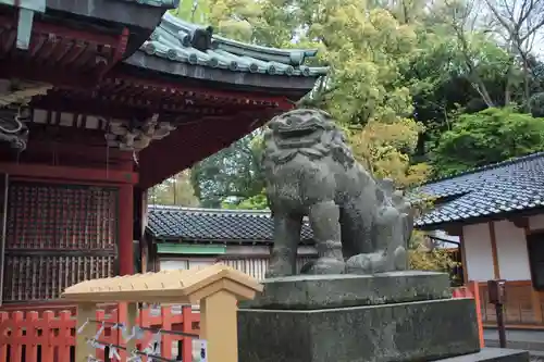 尾崎神社の狛犬